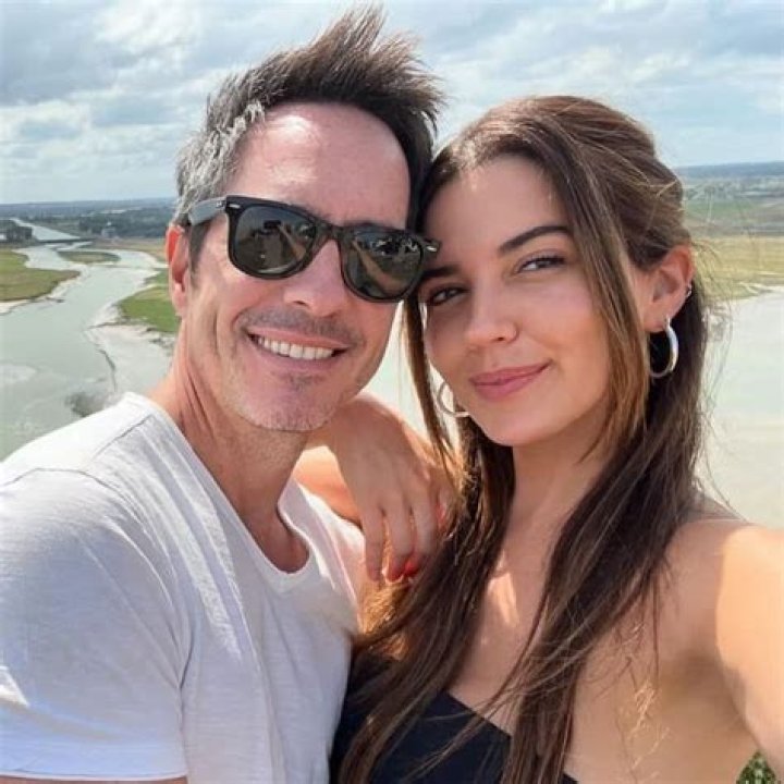 Mauricio Ochman comparti&oacute; una foto junto a su hija mayor, Lorenza, y