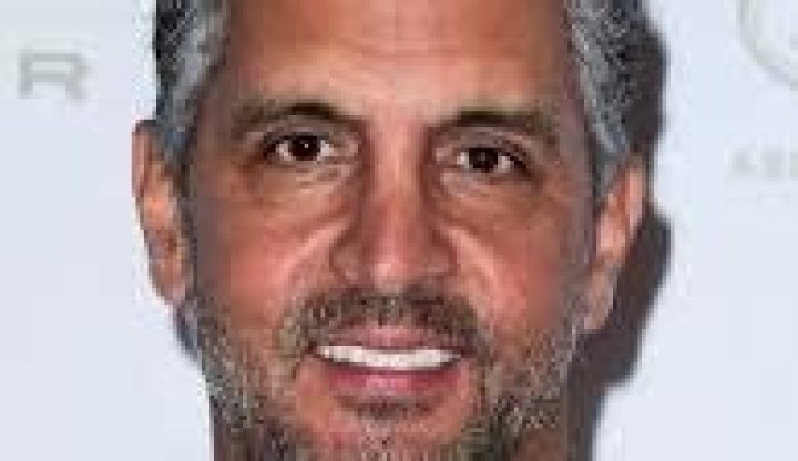 Mauricio Umansky Age, Net worth Kids, Wife, Weight, BioWiki 2023 The