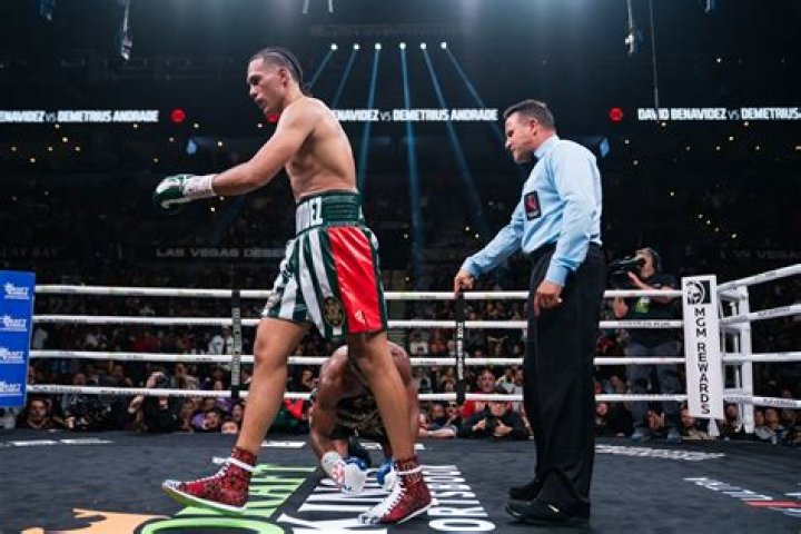 Max Boxing Sub Lead David Benavidez overpowers Kyrone Davis, is