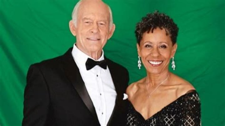 Max Gail's Bio, Net Worth, Age, And Height