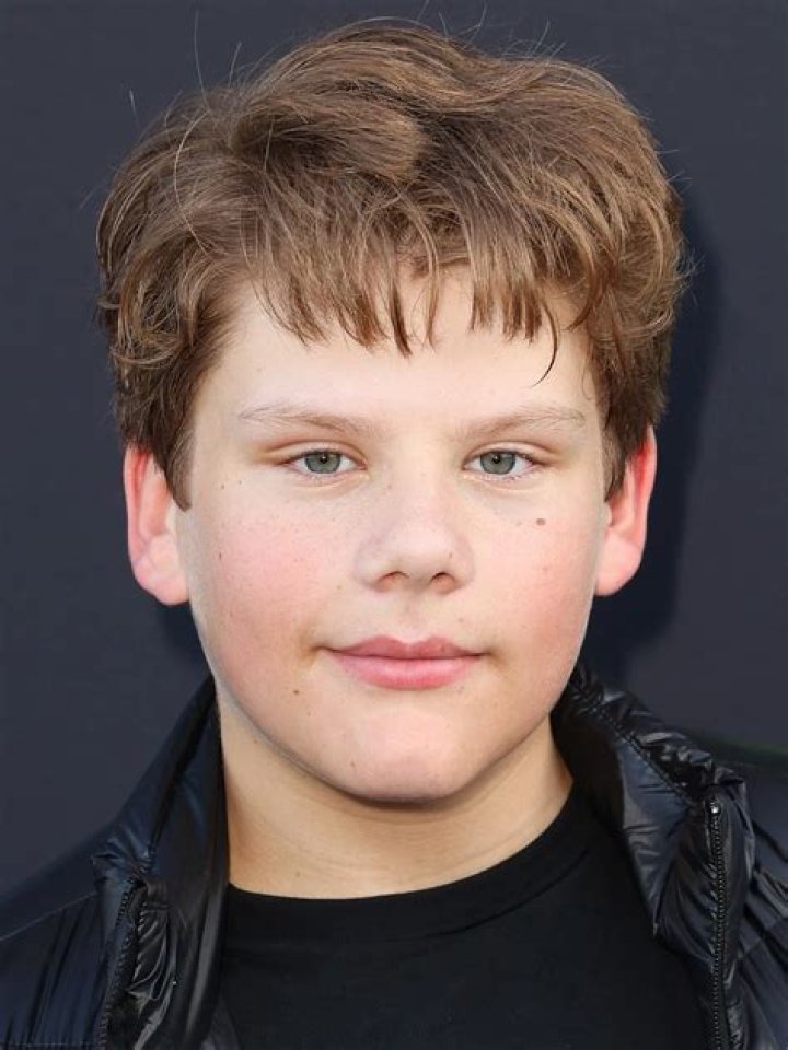 Maxwell Simkins Wiki [Actor] Biography, Age, Height, Parents, Siblings