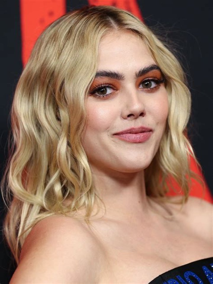 McKaley Miller 'Where Hope Grows' Premiere in Hollywood • CelebMafia