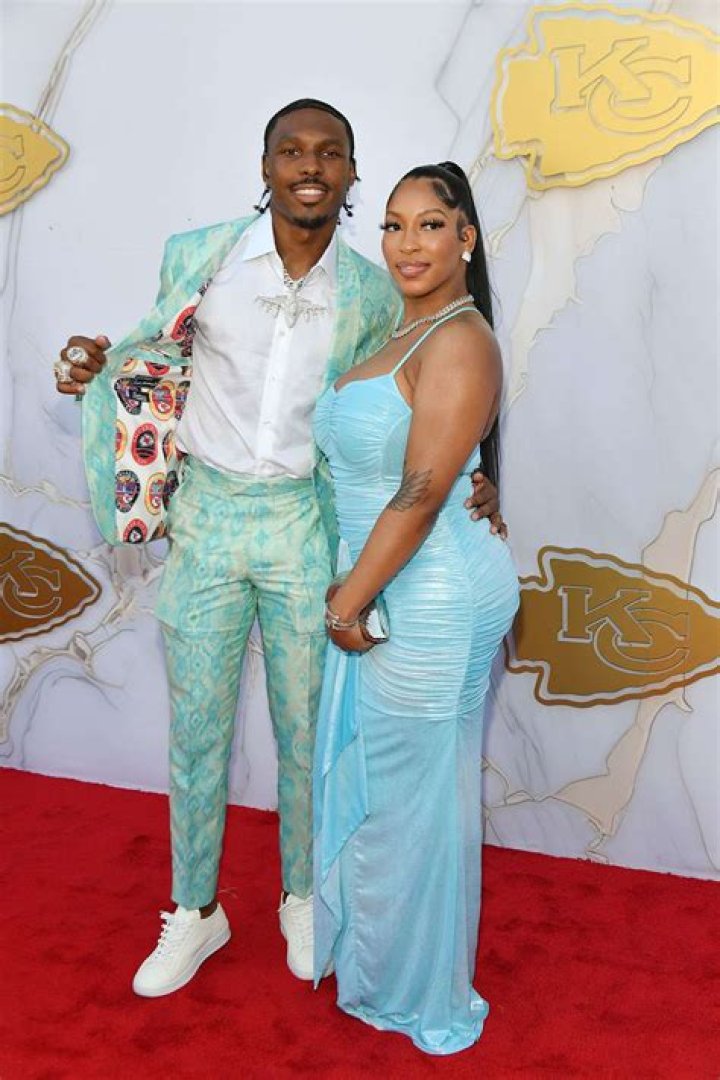 Mecole Hardman Siblings Valdon Cooper