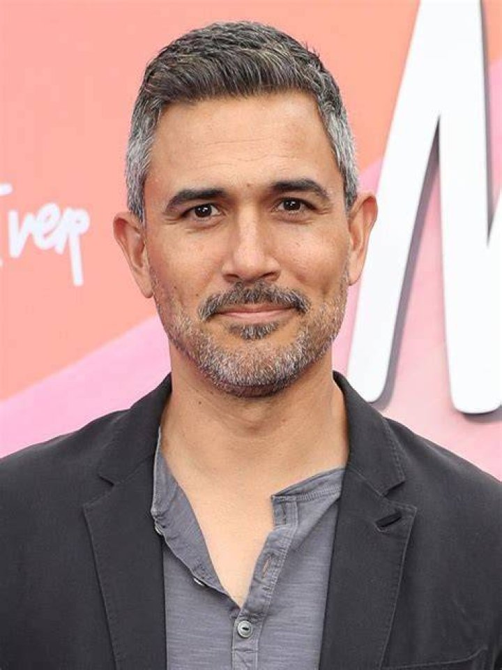 Meet Actor Ivan Hernandez! His Bio, Wife, Age, Height, And Just Like That