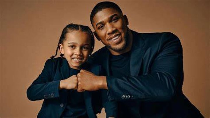 Meet Anthony Joshua’s father, son (Photo) Forum The Nation