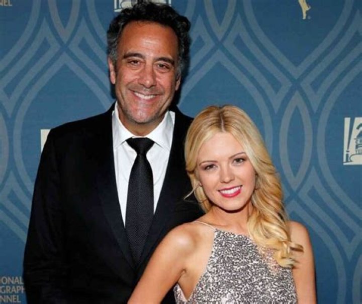 Meet Brad Garrett Siblings Jeff And Paul Garrett Parents