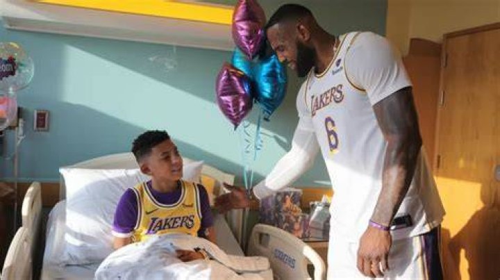 Meet LeBron James' Wife Savannah, Whom He First Met in High School