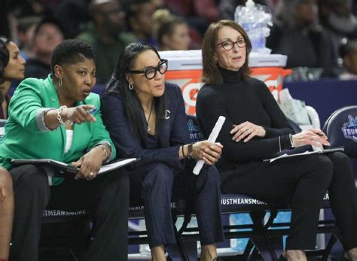 Meet Lisa Boyer, the NBA’s real first female volunteer assistant coach