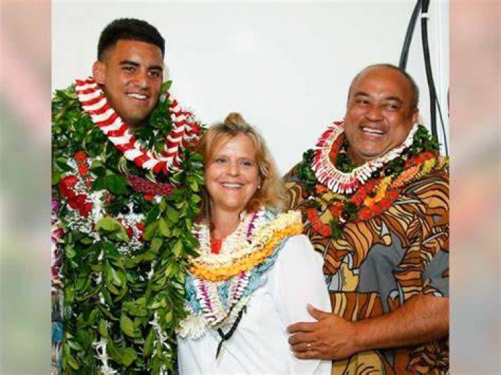 Meet Marcus Mariota's Mother Alana DeppeMariota