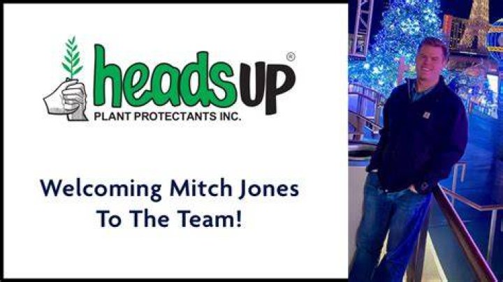 Meet Mitch Jones' Girlfriend thatirishgirlro On Instagram, His Net