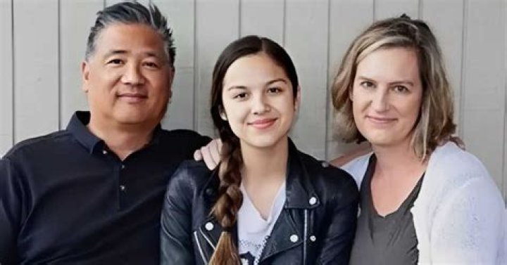 Meet Olivia Rodrigo Parents, Ronald and Sophie Rodrigo TRAN HUNG DAO