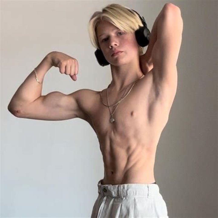 Meet The 15yearold Bodybuilder Tristyn Lee, Who's More Ripped Than