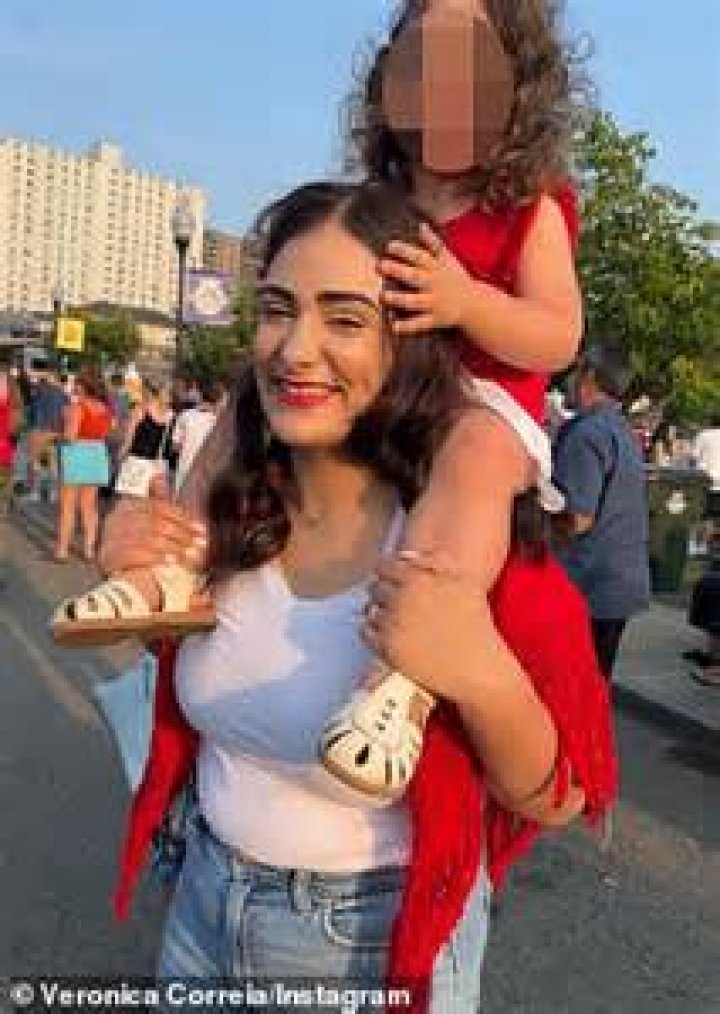 Meet Veronica Correia, the Portuguese mom who threw her 36G bra at