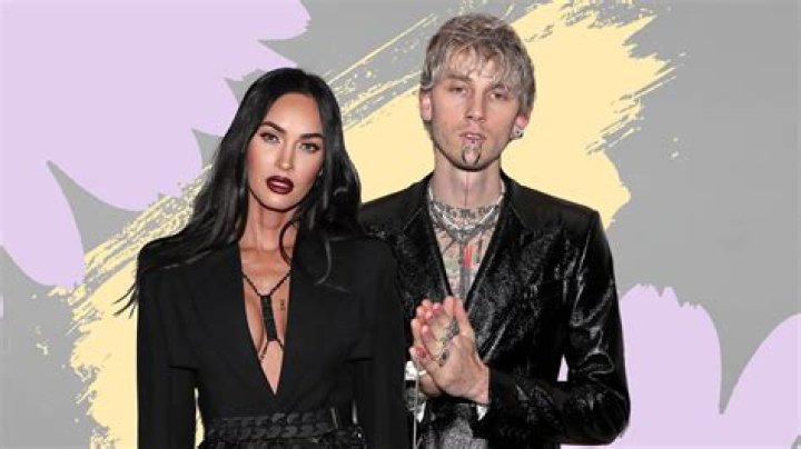 Megan Fox seemingly drops MGK in bathroom selfies and follows Eminem on