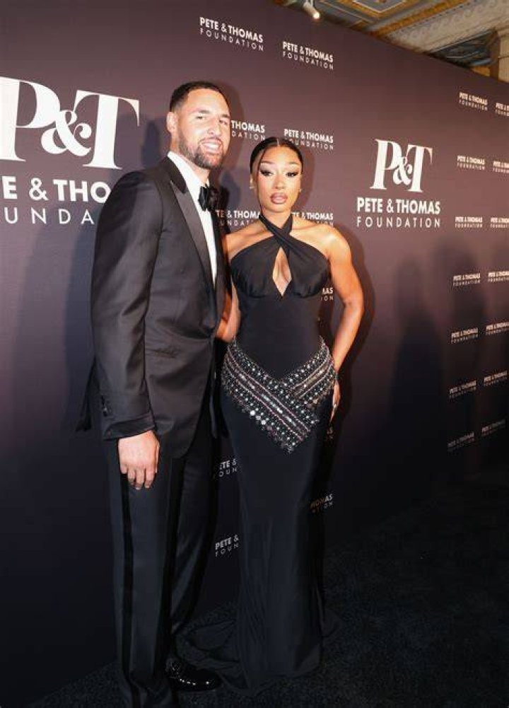 Megan The Stallion Pregnant?, Nene Leakes New Show, Julia Fox, Latto