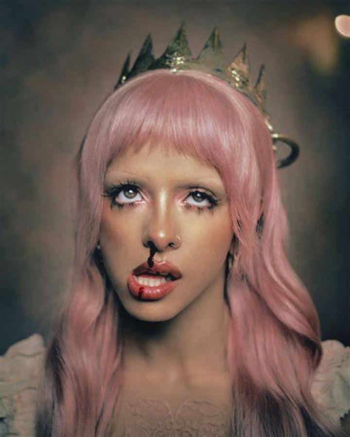 Melanie Martinez Husband Is Melanie Martinez Married?