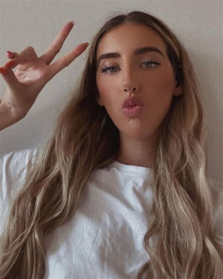 Meldadel Onlyfans Leaked Video A Scandalous Revelation VietprEducation