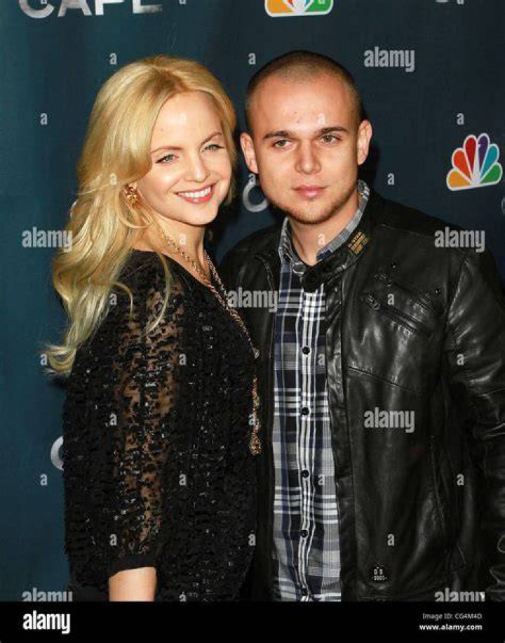 Mena Suvari Boyfriend 'American Beauty' Actress Dating Salvador