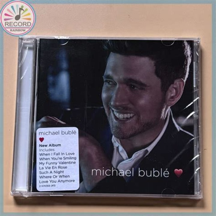 Michael Bubl&eacute; Celebrates 10 Year Anniversary with Wife Luisana Lopilato