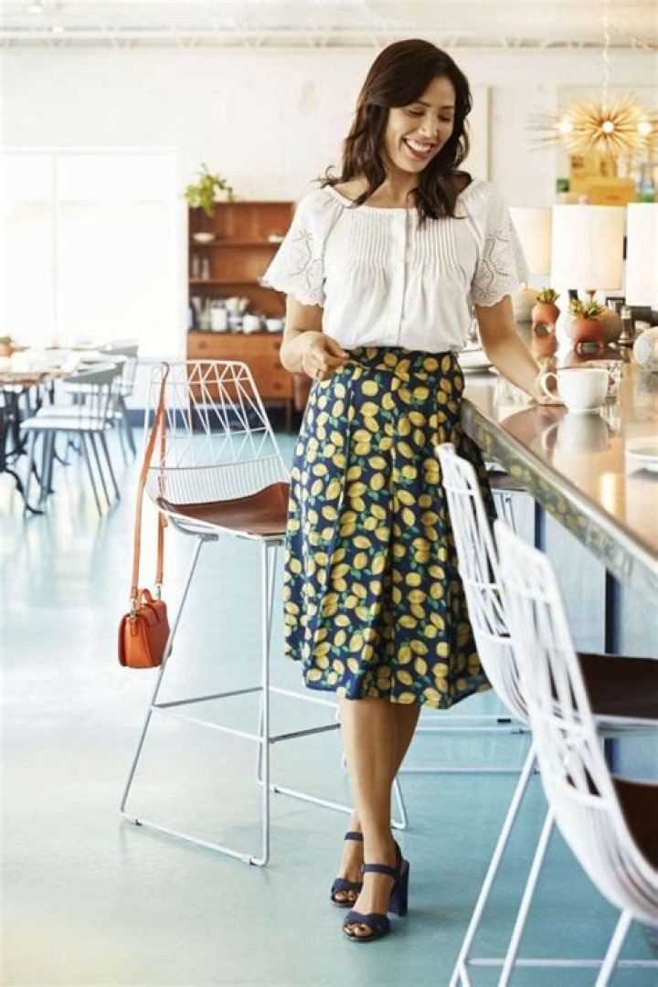 Michaela Conlin Good Housekeeping 2016 GotCeleb