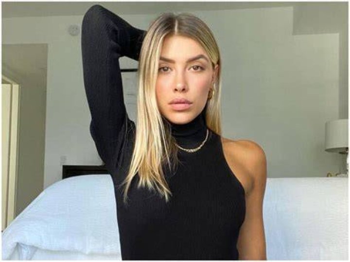 Michelle Salas Biography, Age, Height, Boyfriend, Net Worth