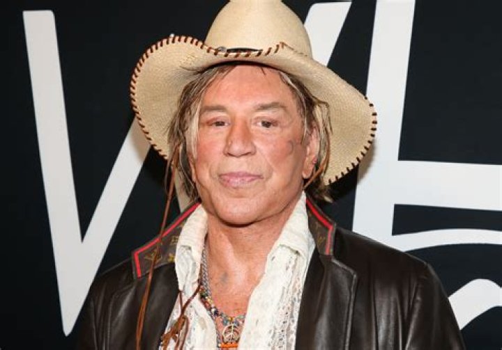 Mickey Rourke on Tom Cruise &lsquo;He&rsquo;s been doing the same part for 35
