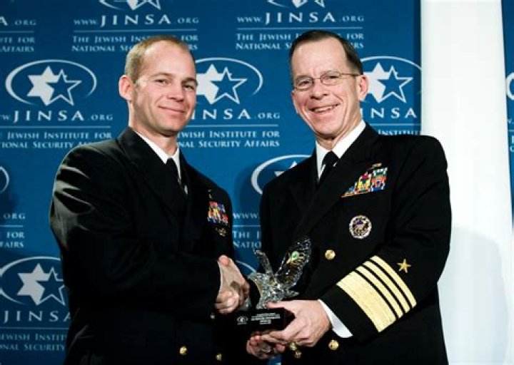 Mike Day The US Navy SEAL Who Survived 27 Bullet Wounds Against All