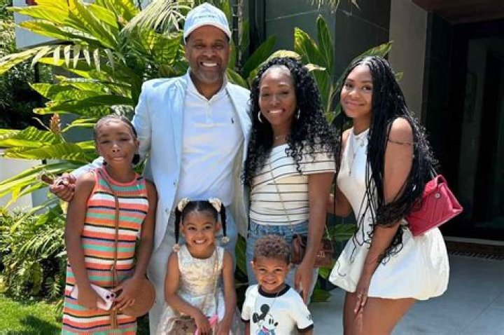 Mike Epps, Wife & youngest two daughters..... We Are Family, Family