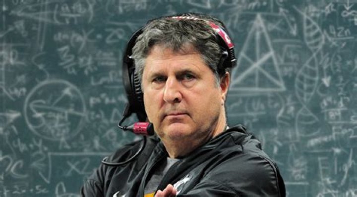 Mike Leach Net Worth 2023 Salary, Age, News Of Legendary Coach