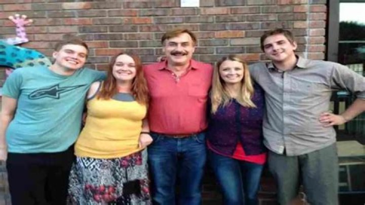 Mike Lindell Children Heather Lueth, Darren Lindell, Lizzy Meyers