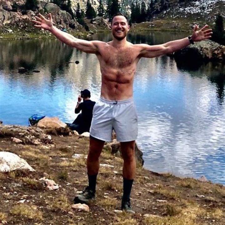 Mike Posner hot