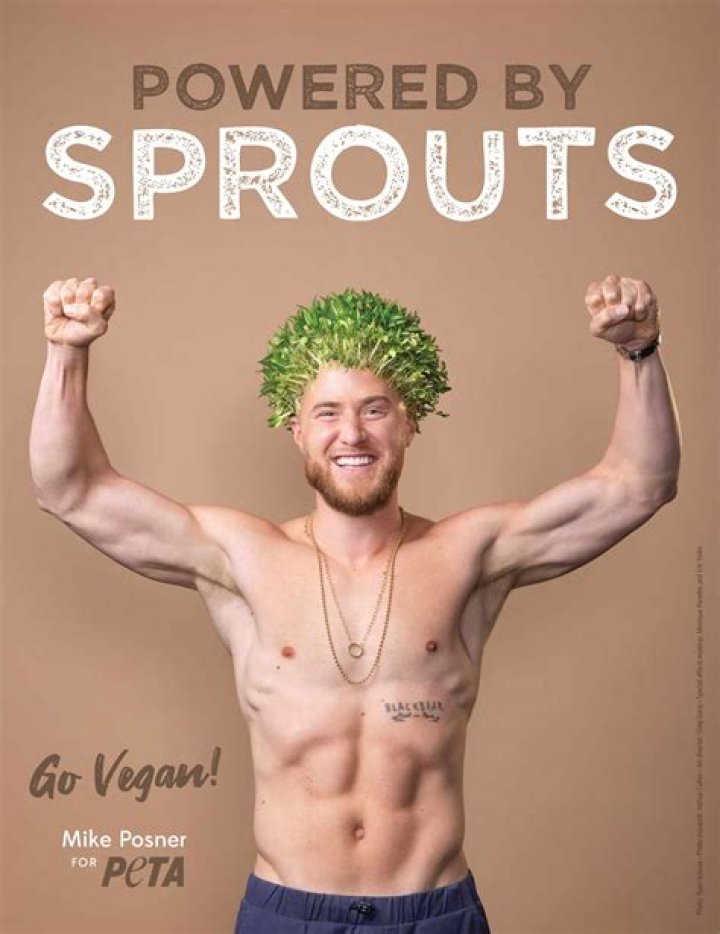 Mike Posner shirtless
