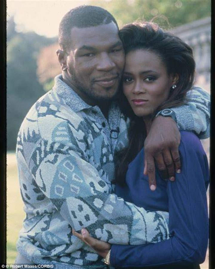 Mike Tyson Wife Marriage History, Divorces + Kids & Boxing History