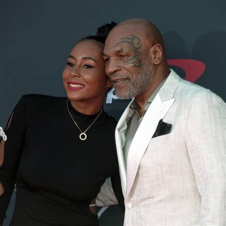 Mike Tyson wife Who is Lakiha Spicer, how many times has Mike Tyson