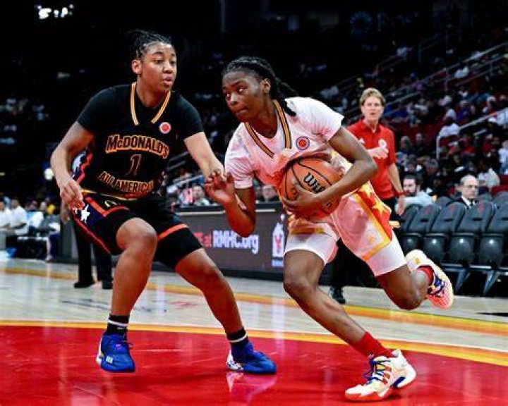 MiLaysia Fulwiley dreamed of playing at USC. She’s ready to be a star