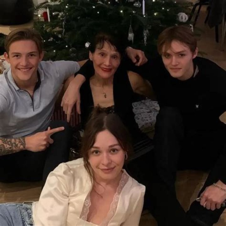 Mingus Reedus Age, Height, Net Worth, Instagram And Mom Of Norman