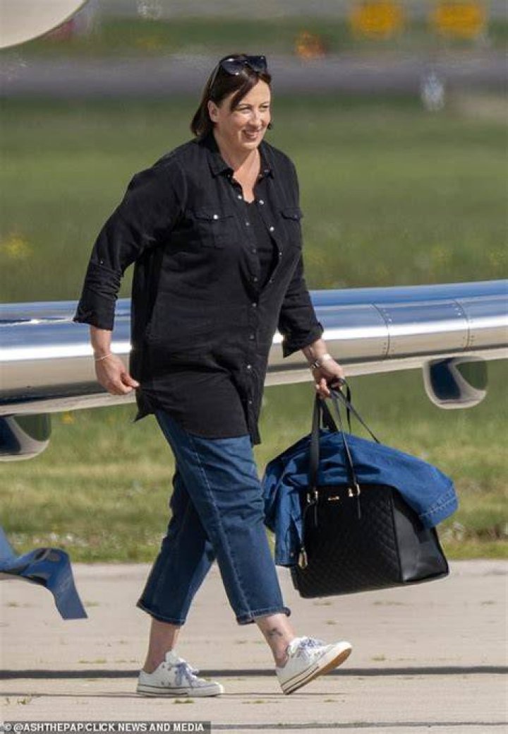 Miranda Hart was 'too ill' to return to Call the Midwife