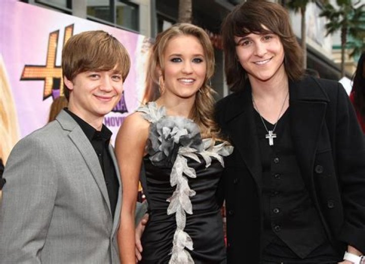 Mitchel Musso Siblings Meet His Brother Mason And Marc