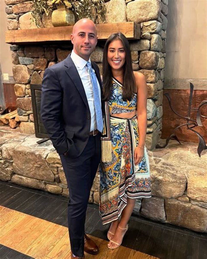 Mola Lenghi Wikipedia, Age, Partner, Wife, CBS, Net Worth, Salary, Bio