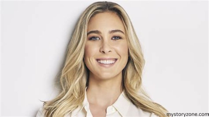 Molly McQueen Net Worth 2023 Wiki Bio, Married, Dating, Family, Height