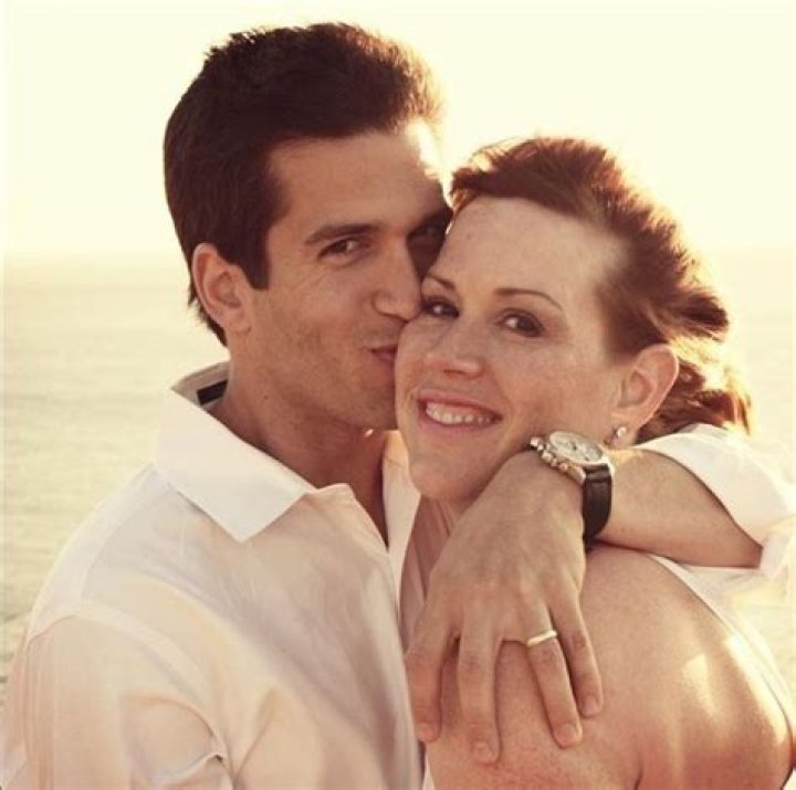 Molly Ringwald Husband Teresla Wallpaper