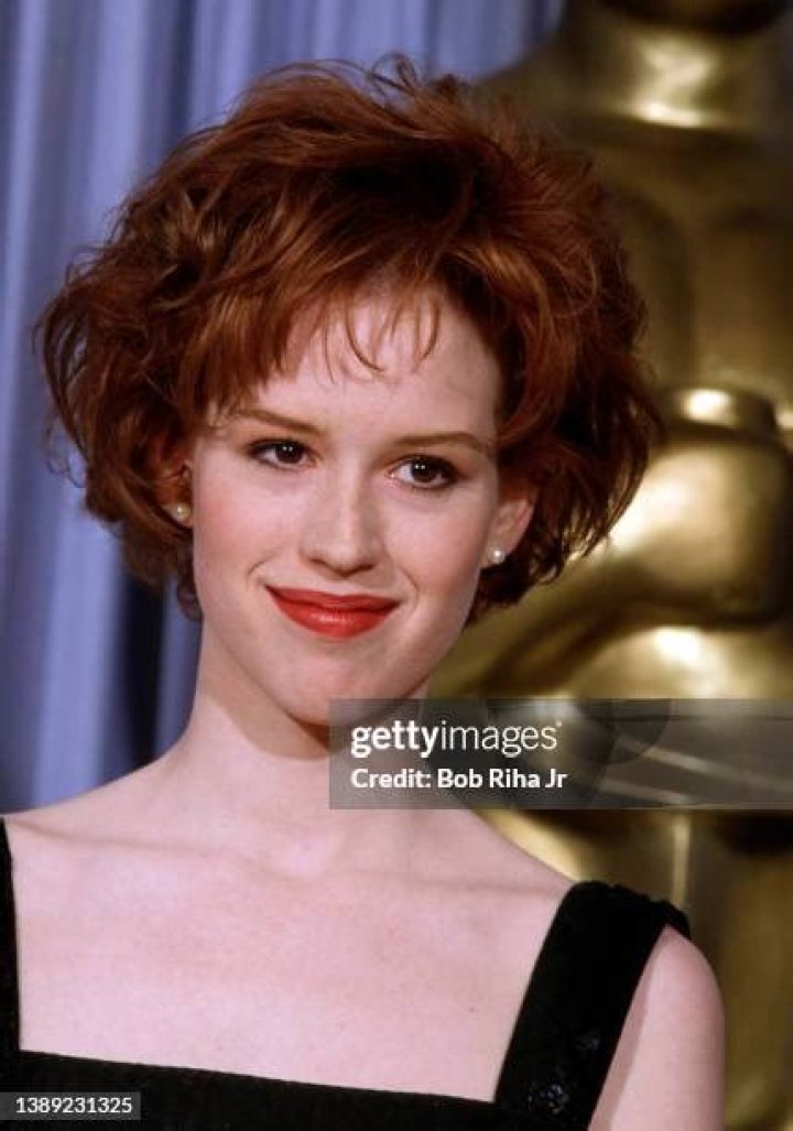 Molly Ringwald Photos Photos Molly Ringwald And Husband Leaving Gold