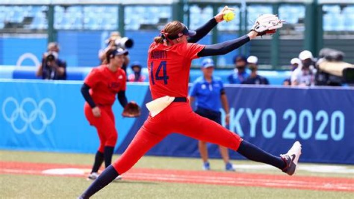 Monica Abbott Brings The Heat As Team USA Remains Undefeated In Softball
