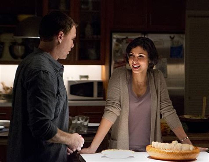 Morena Baccarin and Diego Klattenhoff Photos Photos Showtime And Time