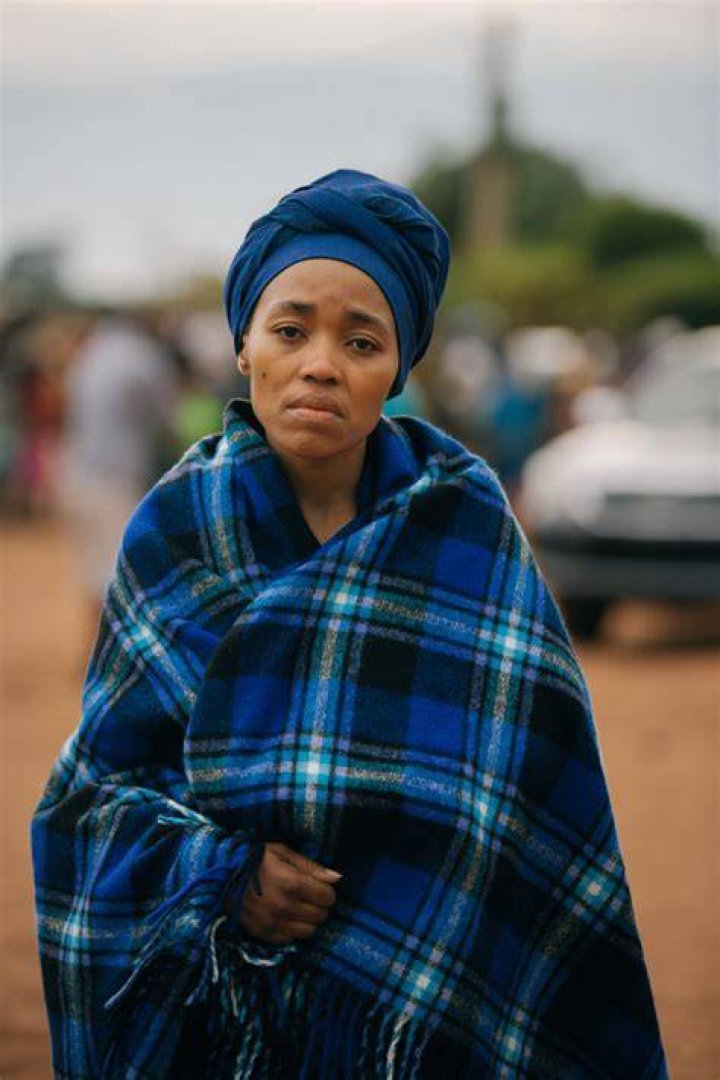 Moshidi Motshegwa Bio, Net Worth 2021, TV Show Career Fakaza
