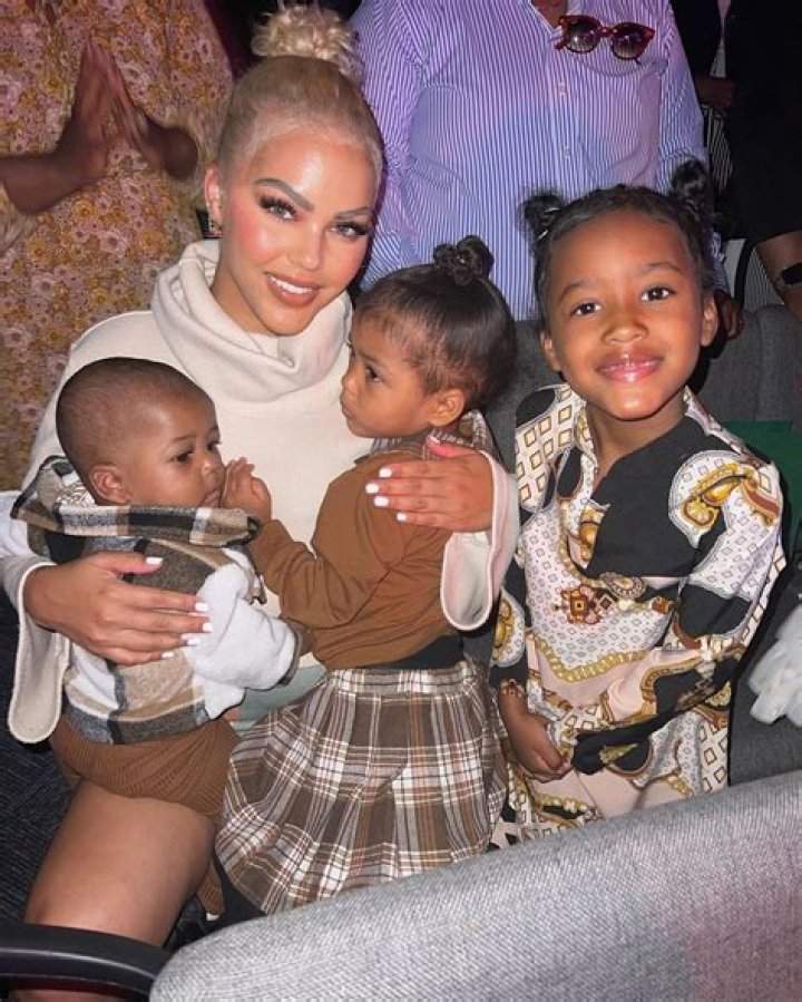 Ms. Jacky Oh Children Does Ms. Jacky Oh have a child?