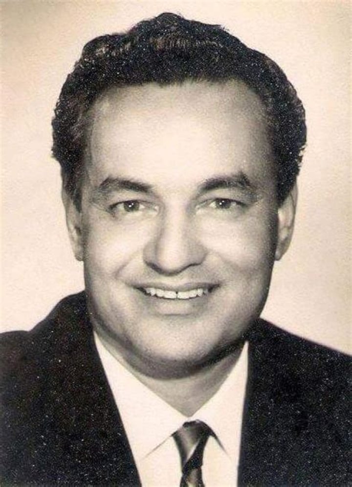 Mukesh IMDb
