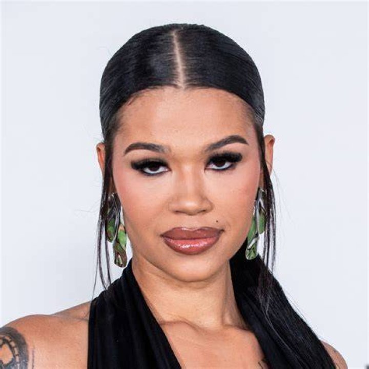 Mulan Hernandez Phone Number, Email ID, Address, Fanmail, Tiktok and