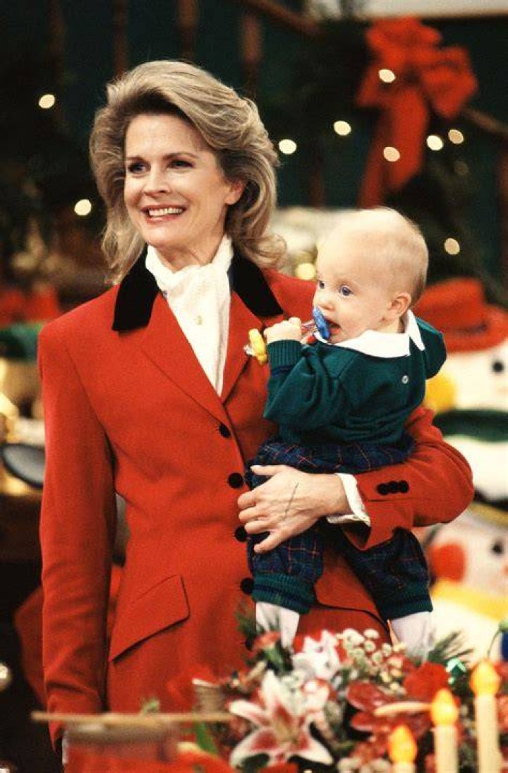Murphy Brown star Candice Bergen, 69, enjoys lunch with daughter in NY