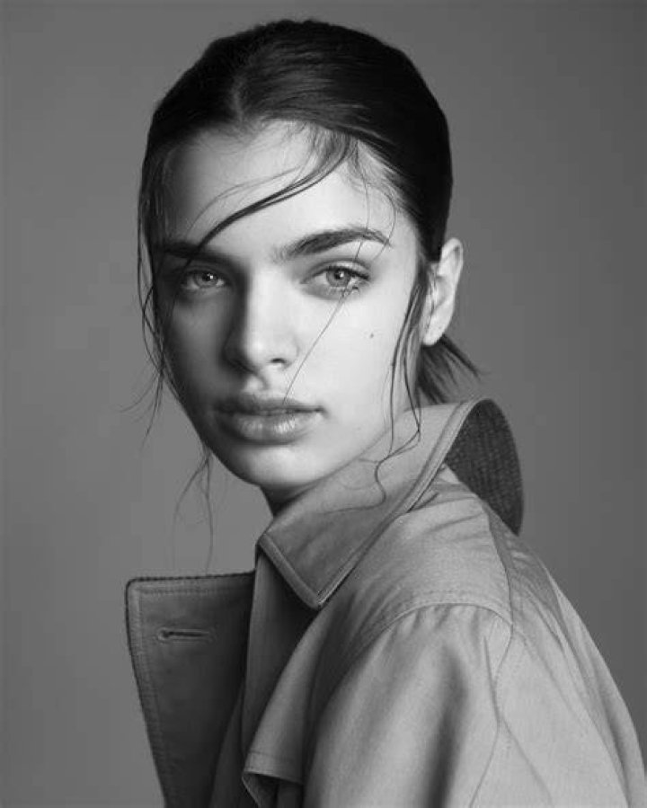 NADIA FERREIRA Munich Models